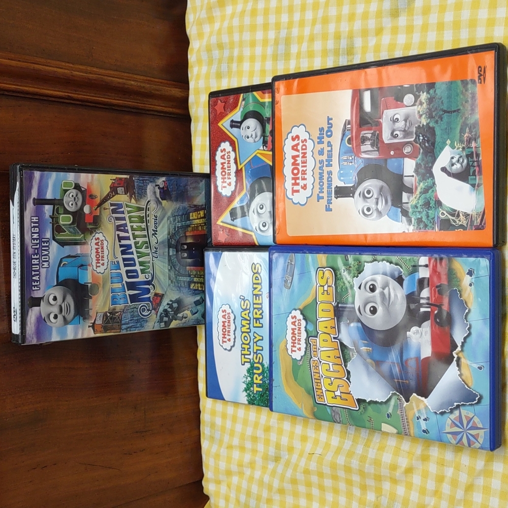 5 Thomas the Train (Thomas and Friends) DVDs Lot